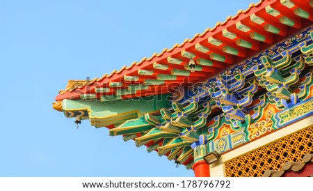 Traditional Roof Chinese style at Wat Leng-Noei-Yi, Thailand