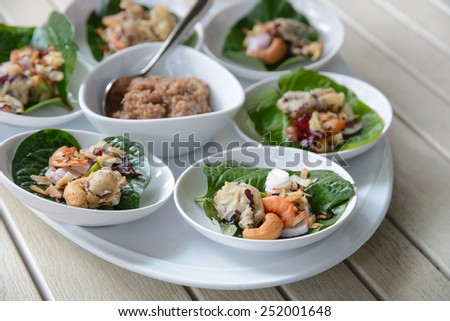 Food wrapped in leaves, Leaf-Wrapped Bite-Size Appetizer