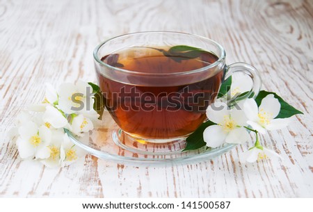 jasmine tea with jasmine flower and leaf