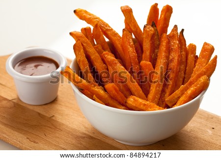 Sweet Potato Fries w/dip 3