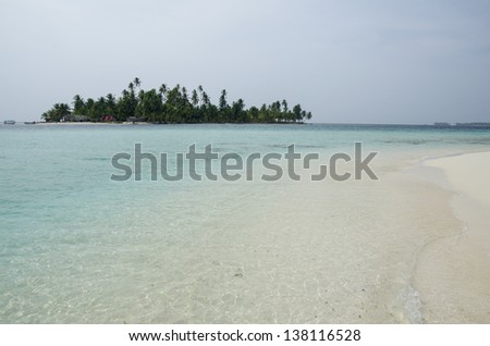 Distant islands and Beach, San Blas Islands, Caribbean Sea, Panama