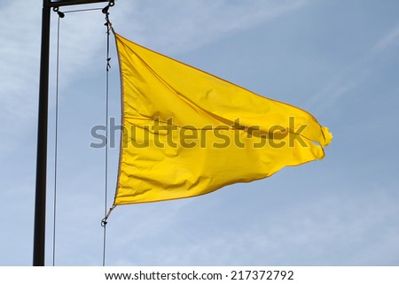 Yellow flag - Dangerous swimming