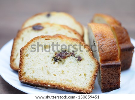 bread cake in slice on table