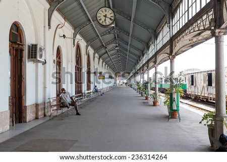 Maputo Railway Station is one of the top ten tourist attractions featuring several historic steam locomotives. Nov 27, 2014 Maputo, Mozambique