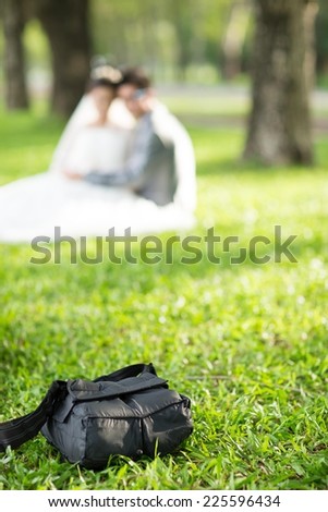 wedding photographer in action