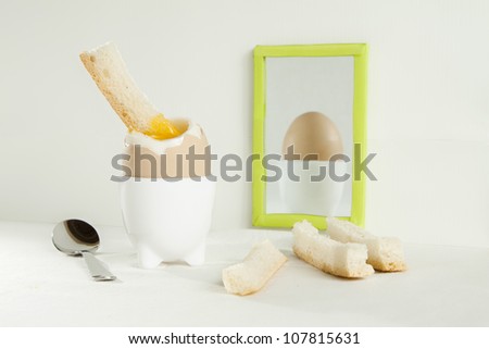 Mirror,mirror on the wall,who is the most beautiful egg of them all?