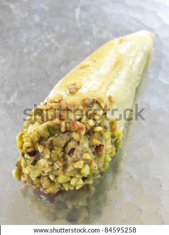 Oriental pistachio pastry cone