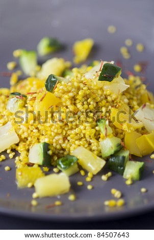 Quinoa, pineapple and zucchini salad