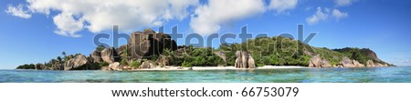 Dream seascape view with a big stones, Seychelles, La Digue island