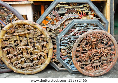 SHANGHAI, CHINA-MAY 4: Dongtai Lu Antique Market old decorative frames on sale. The market is great for mementos and souvenirs of Shanghai. May 4, 2007 Shanghai, China
