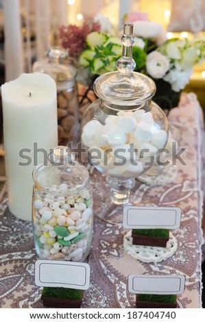 Delicious wedding sweets (multicolor table set)