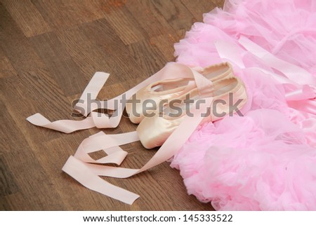 Tutu and pointes for the little ballerina
