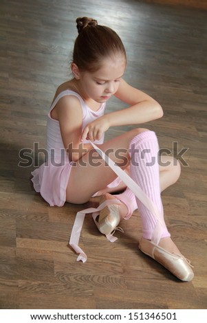 Young Ballerina Tights stock photos - OFFSET