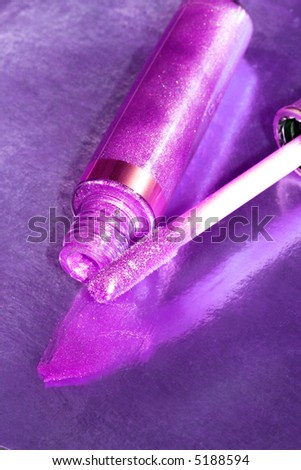 violet beautiful gloss for lips
