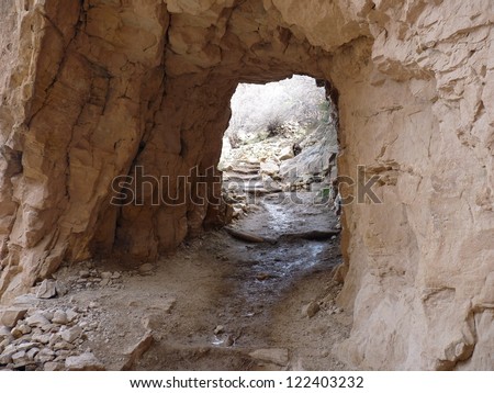 Grand Canyon Cave, Risen and Rose