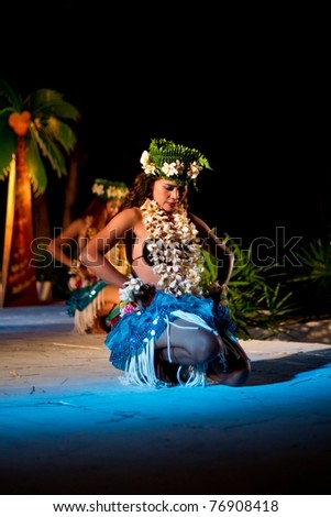 HUA HIN, THAILAND - APRIL 29: An unidentified dancer performs on stage during 2011 Miss Hua Hin Beauty Contest on April 29 2011 at Anantara Hua Hin Resort and Spa in Hua Hin, Thailand