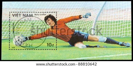 VIETNAM - CIRCA 1986: a stamp printed by VIETNAM shows football players. World football cup in Mexico, circa 1986