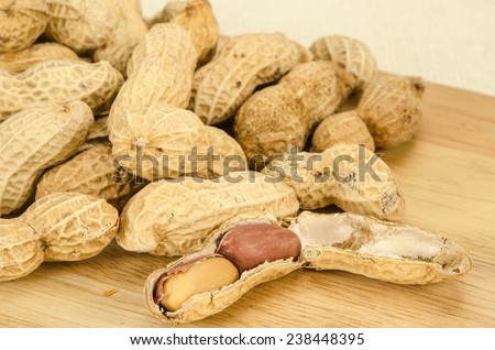 Image of roasted peanuts on sack fabric