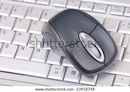 Mouse on keyboard