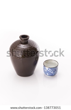 flagon and liquor cup,shoot in the white background.