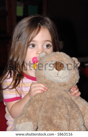 Bear\'s Sleepy - Little girl and her teddy-bear are sleepy.