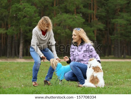Two women for occupation training with dogs