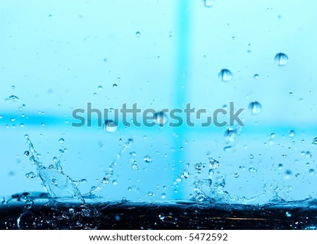 water droplets break by metal surface