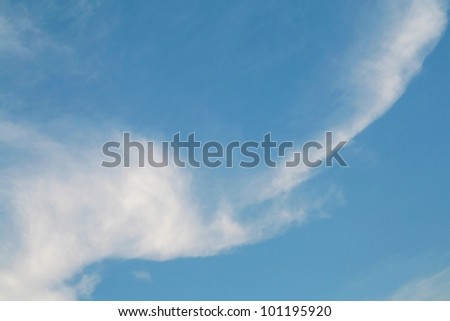 cloud flow with wind in blue sky