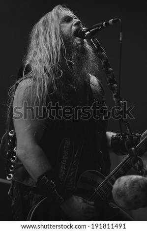 DENVER	AUGUST 22:		Guitarist/Vocalist Zakk Wylde of the Heavy Metal band Black Label Society performs in concert August 22, 2002 at the Pepsi Center in Denver, CO.