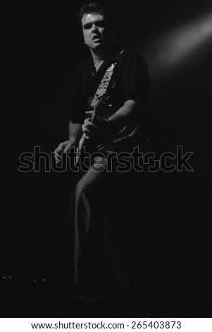 DENVER	NOVEMBER 02:	Chris Henderson of 3 Doors Down performs November 2, 2000 Fillmore Auditorium Denver, CO.