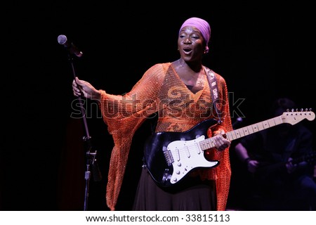 DURHAM, NORTH CAROLINA-MAY 10:  singer performs on stage at Durham Performing Arts Center on May 10, 2009 in Durham, North Carolina.