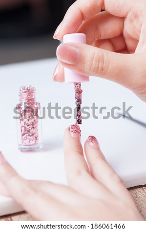 nail painting