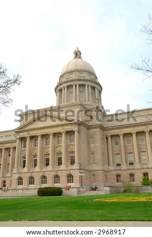 Domed State Capitol Building in Frankfort Kentucky, USA. Dedicated 1910, cost $1,820,000, it is designed in the Beaux Arts style.