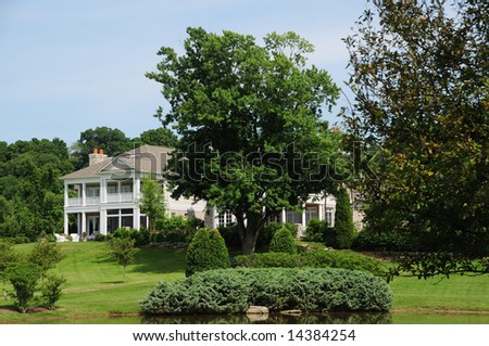 Beautiful Southern Style Home - Typical of Kentucky and the southern US states.