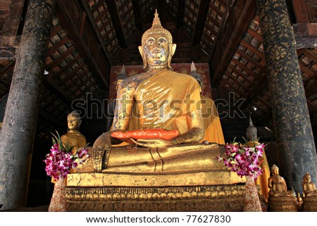 portrait of a buddha statue
