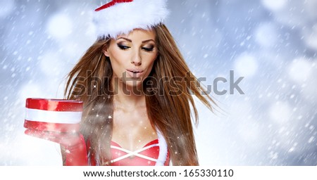 christmas woman with gifts box