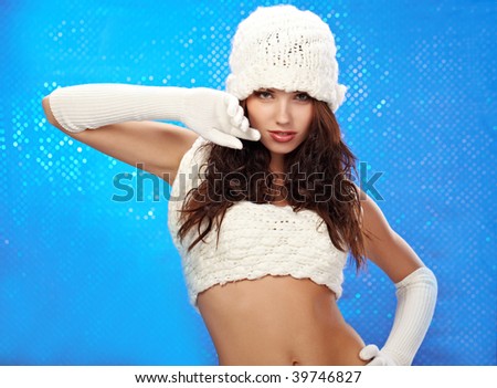 Winter fashion Girl with beautiful make up
