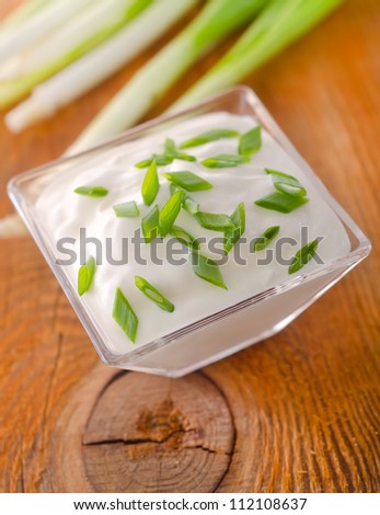 sour cream with green onion