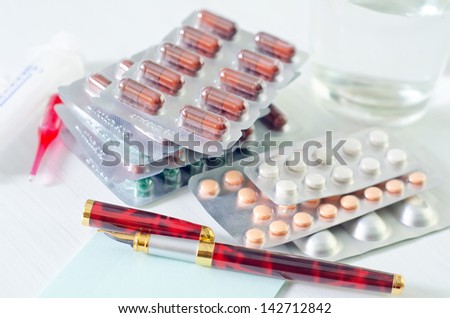 color pills