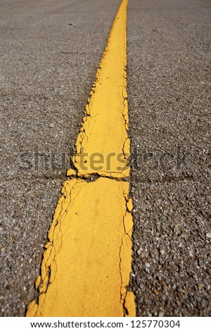 street line, yellow line texture of highway street