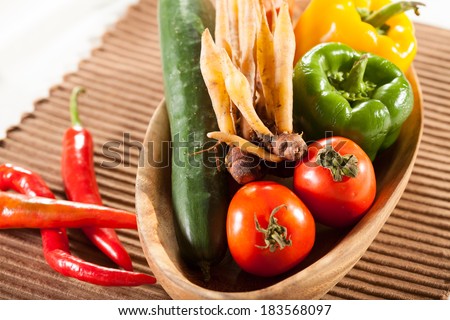 fresh vegetable, mix fresh vegetable in wooden bowl