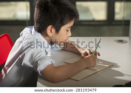 kid life, an Asian boy activity studying on a lesson