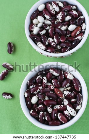 Two national oriental bowls with red and white beans