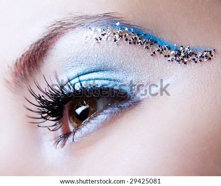 Lifestyle - Pagina 4 Stock-photo-white-and-blue-with-silver-sparkle-make-up-29425081