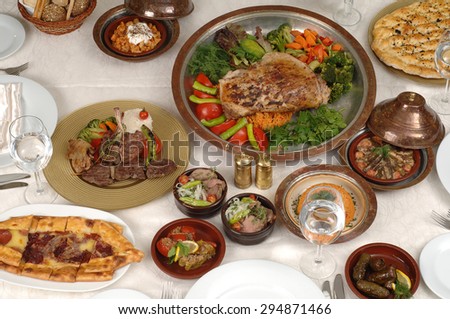 ramadan table in restaurant