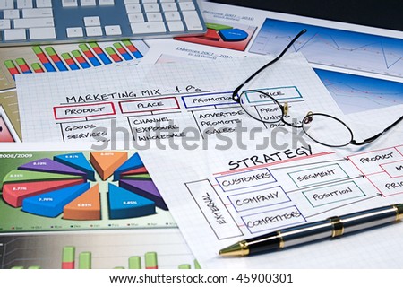 Business strategy organizational charts and graphs