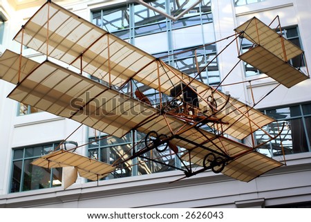 The Gossamer Condor, the first successful human-powered airplane, on display, Smithsonian Institution, Washington, DC