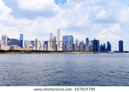 [Obrazek: stock-photo-chicago-skyline-with-cloudy-...859788.jpg]