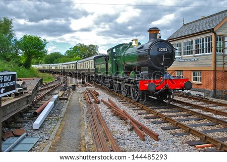 DEVONSHIRE - JUNE 10: Classic train at Totnes on the South Devon Railway, a seven mile former Great Western Railway branch line built in 1872. June 10, 2013 in Devonshire, England.