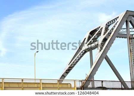 Long-Span White Steel Truss Roadway River Bridge